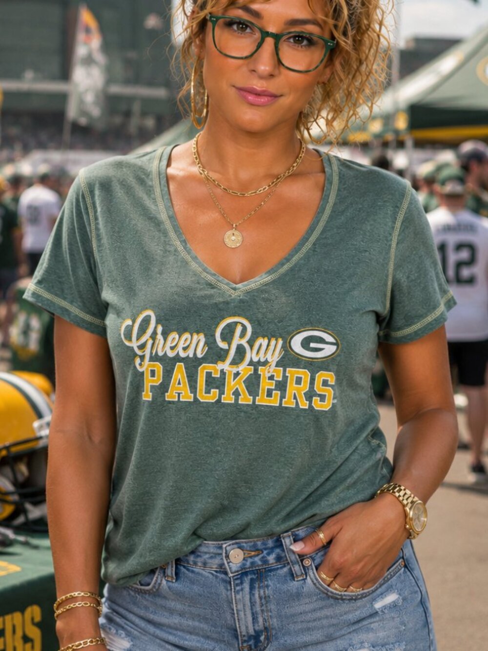 Large Women's Green Bay Packers Shirt V Neck Short Sleeve NFL Football Team LG L
